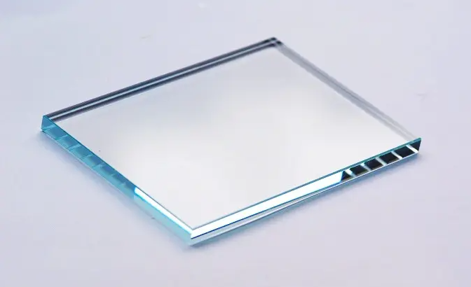 超白玻璃透光率非常的高
